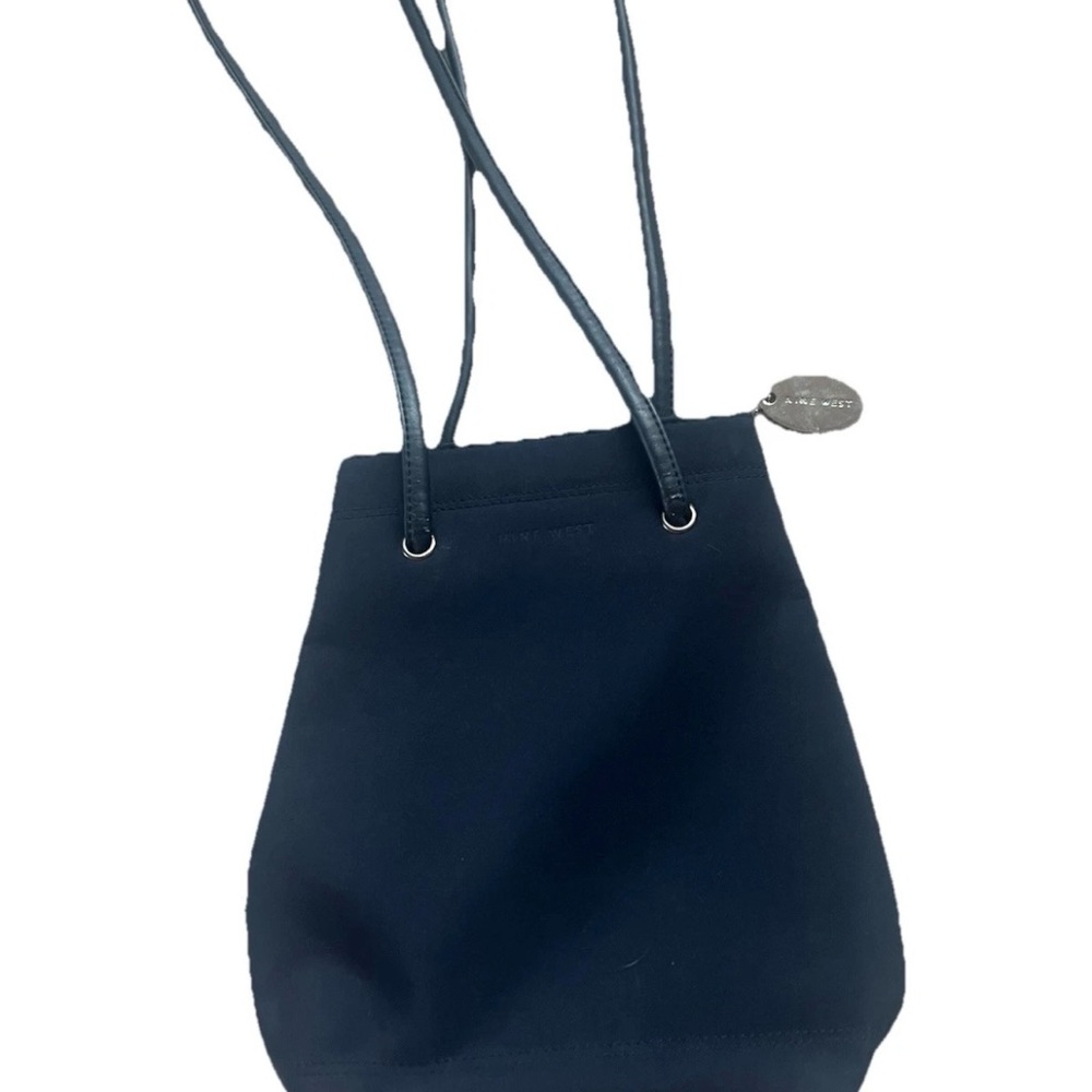 Nine West Bucket Bag Shoulder Strap Black purse vintage with logo chain